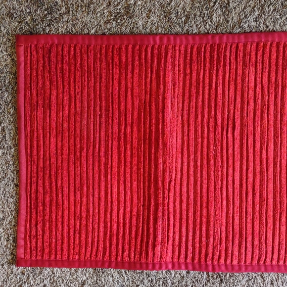 Rug - Picture 3 of 5